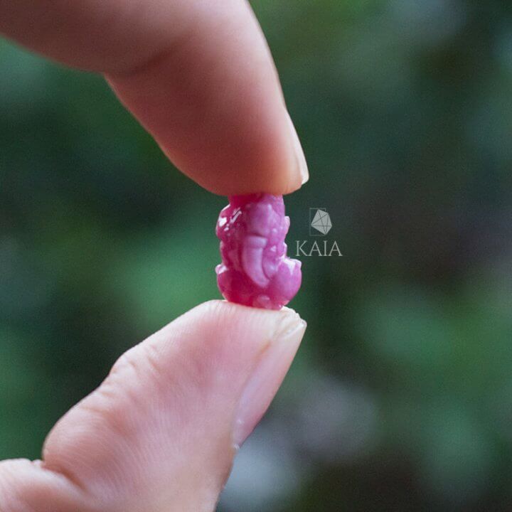 Tỳ hưu ruby đeo nhẫn mang ý nghĩa tuyệt vời